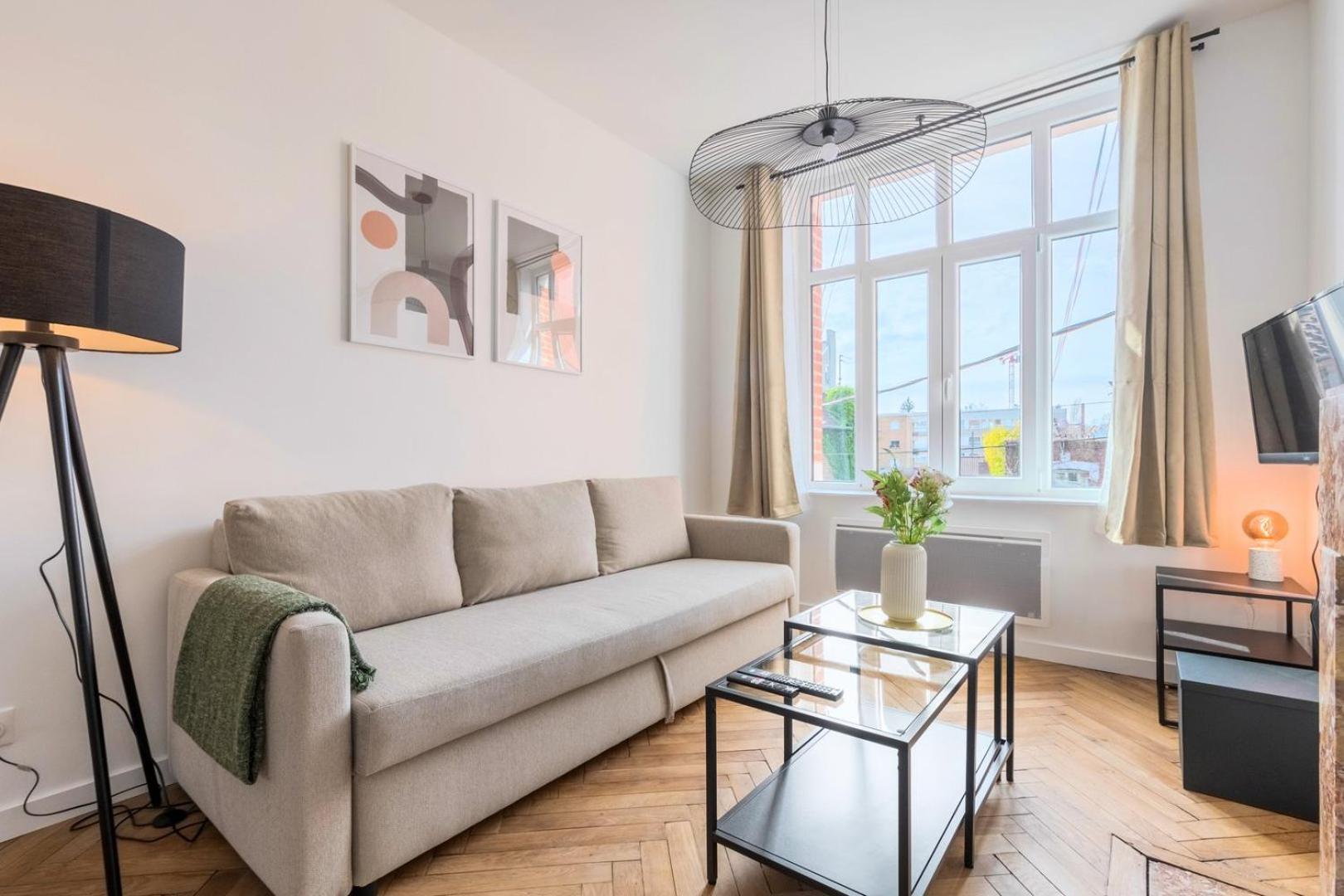 Charming Through-Apartment Renovated And Equipped! Marcq-en-Baroeul Kültér fotó